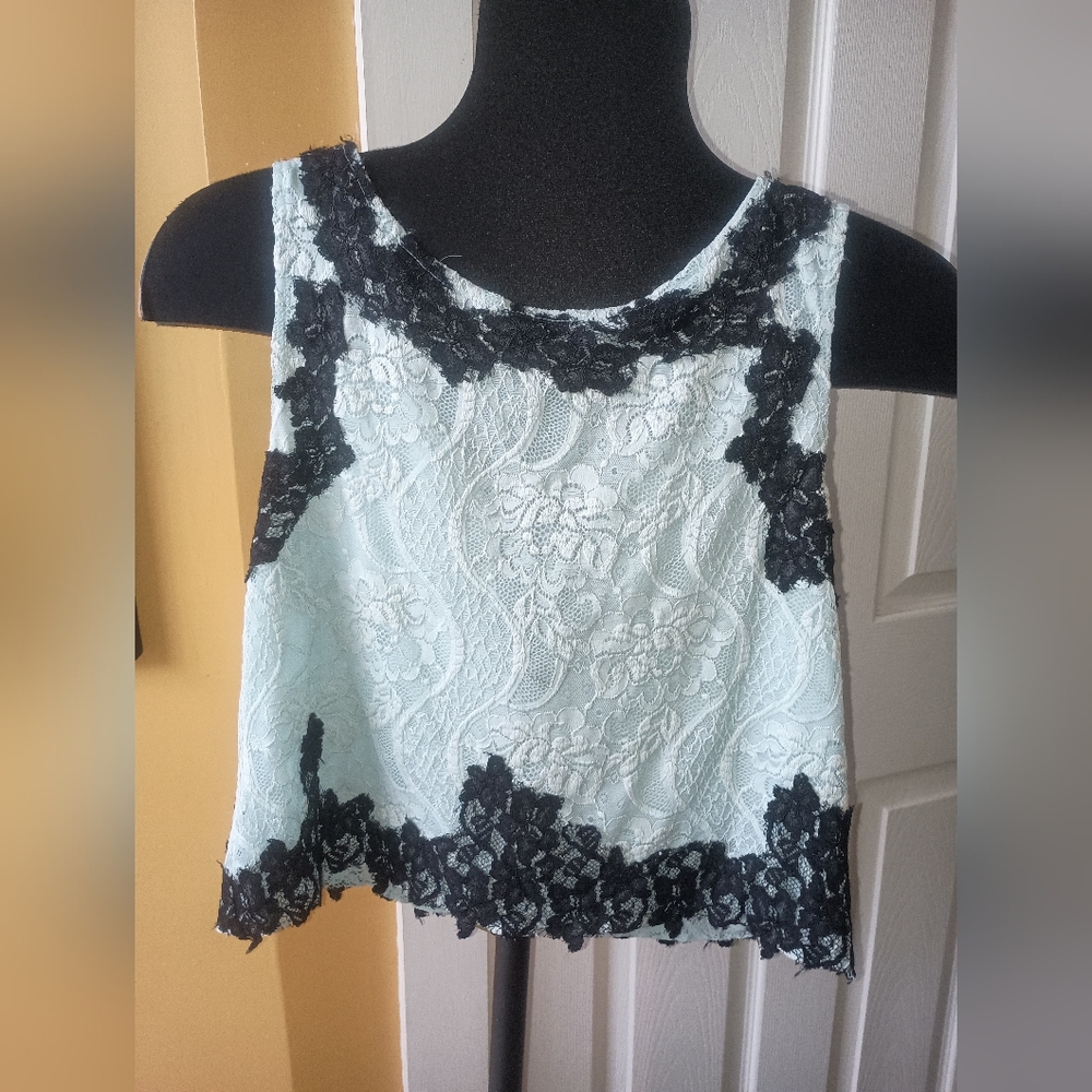 Gimmicks BKE Lace Crop Top Baby Blue Black Boho Goth Ballet Cottage Fairy Lolitt
